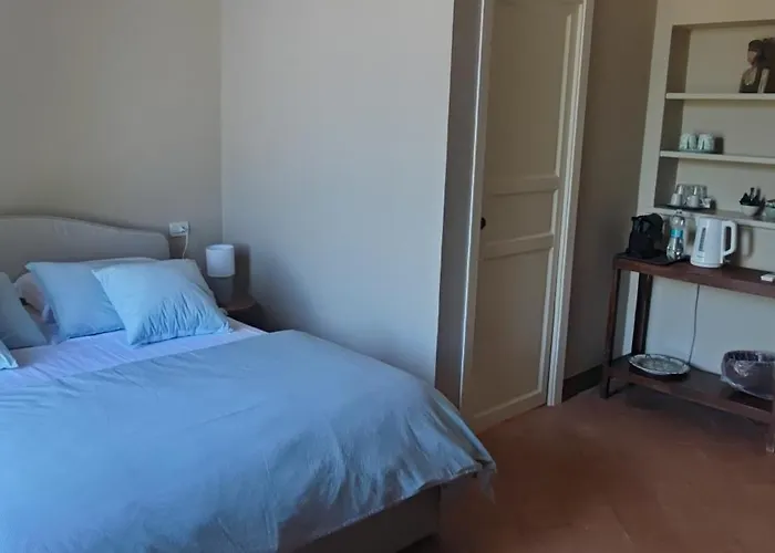 Lally's Garden Sorrento